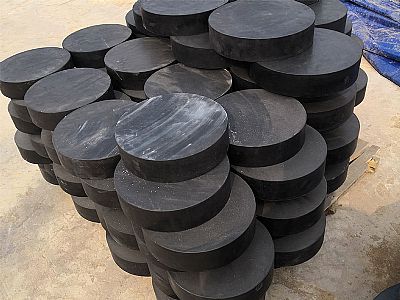 凯里市板式橡胶支座由若干层橡胶片与薄钢板经加压硫化